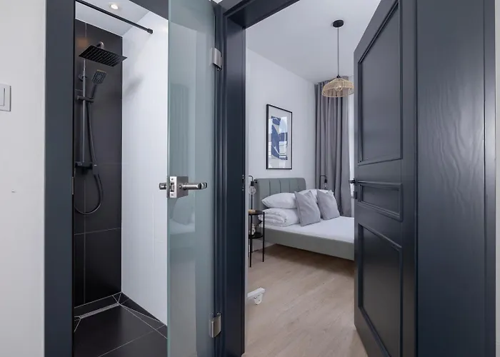 2-Bedroom Apartment - Starowislna 69 Street